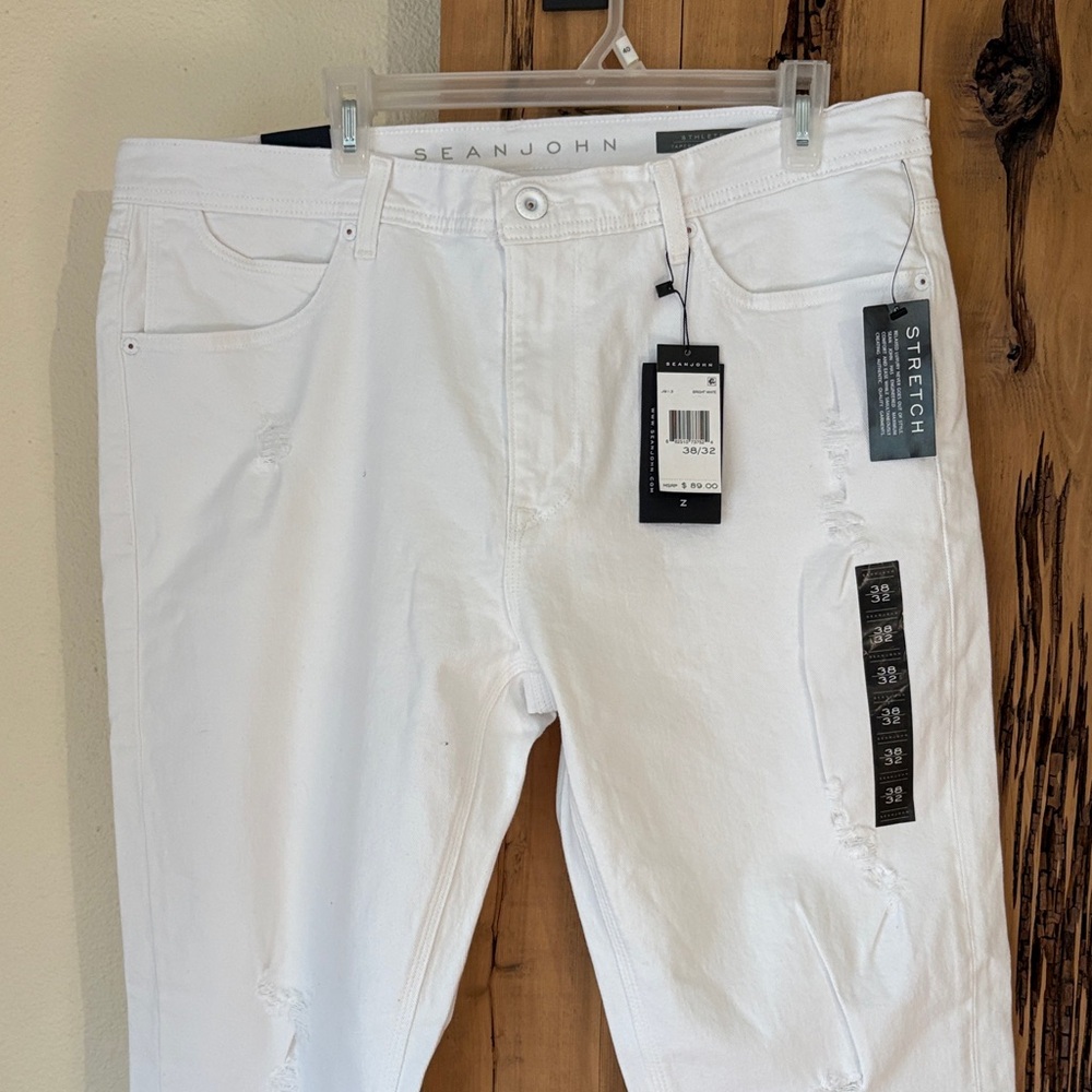 Sean John Slim White Stretch Jeans with Subtle Distress